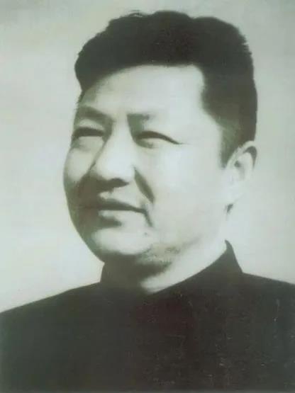 缅怀习仲勋同志逝世18周年(图2)
