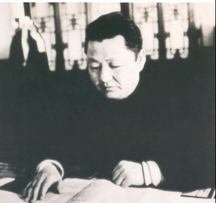 缅怀习仲勋同志逝世18周年(图58)